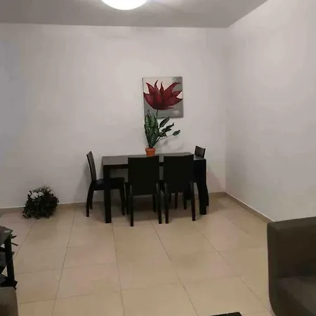 Elysia Park Deluxe Apartment Paphos